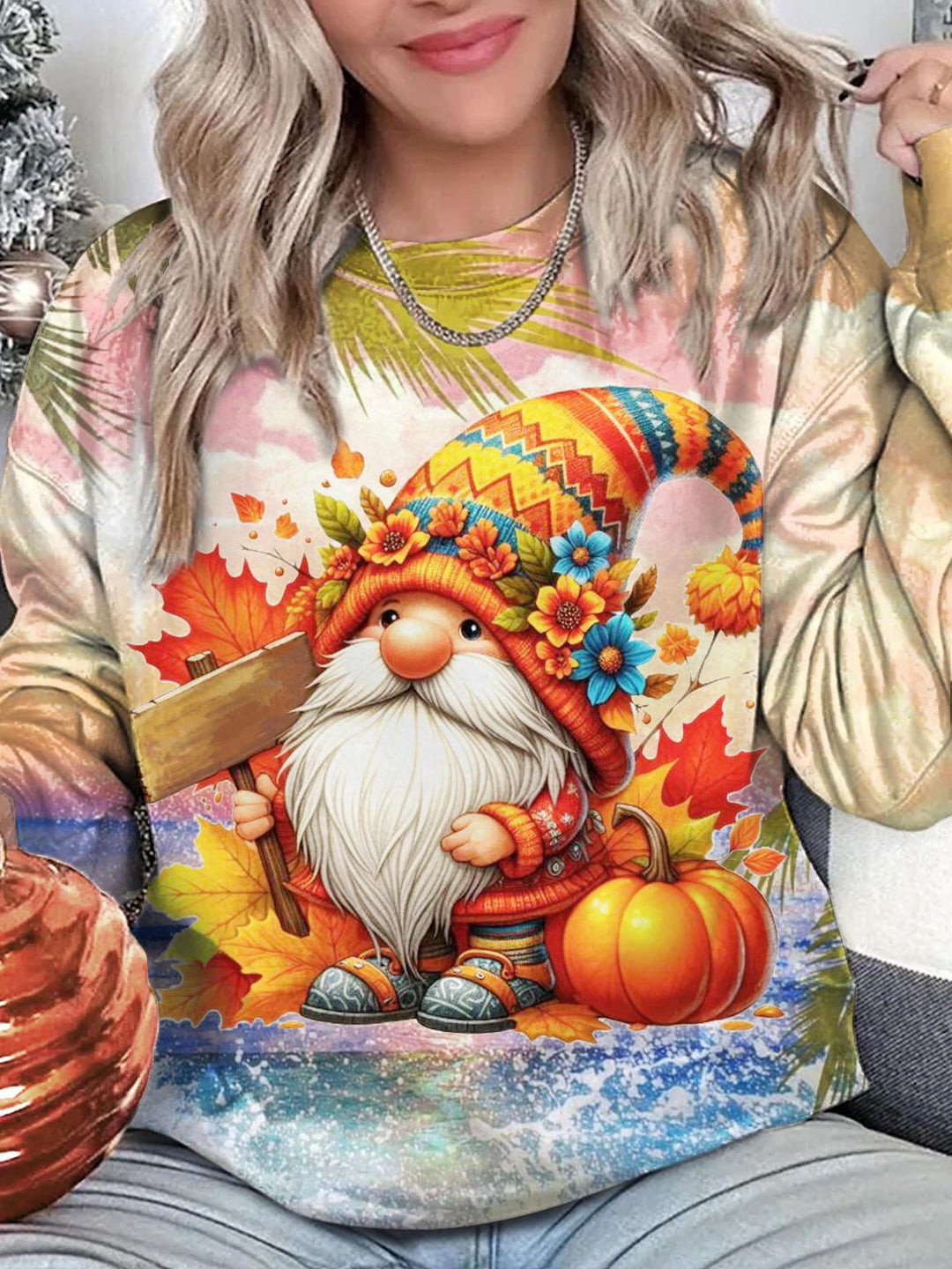 Women's Gnome Holiday Print Long Sleeve Top