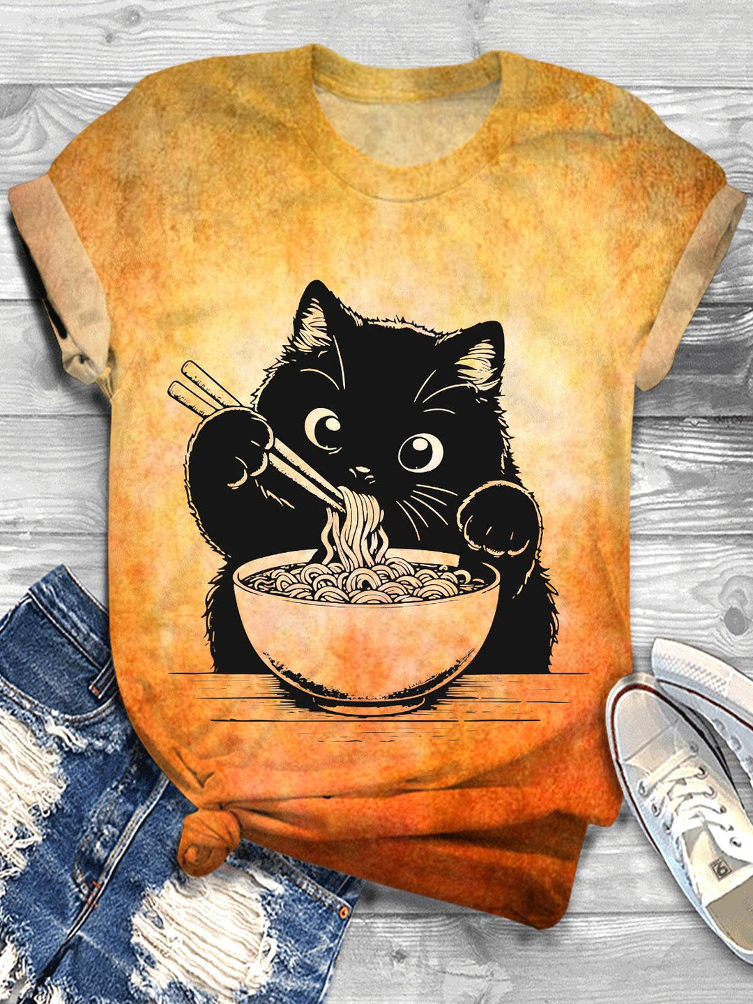 Süßes Ramen-Katzen-T-Shirt mit Rundhalsausschnitt