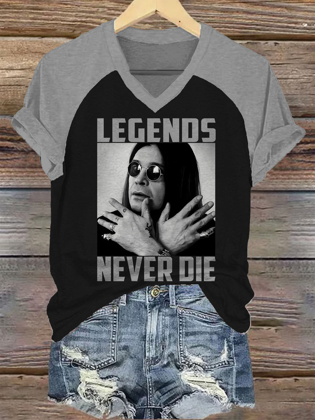 Ozzy Osbourne Women's Raglan V-Neck T-shirt