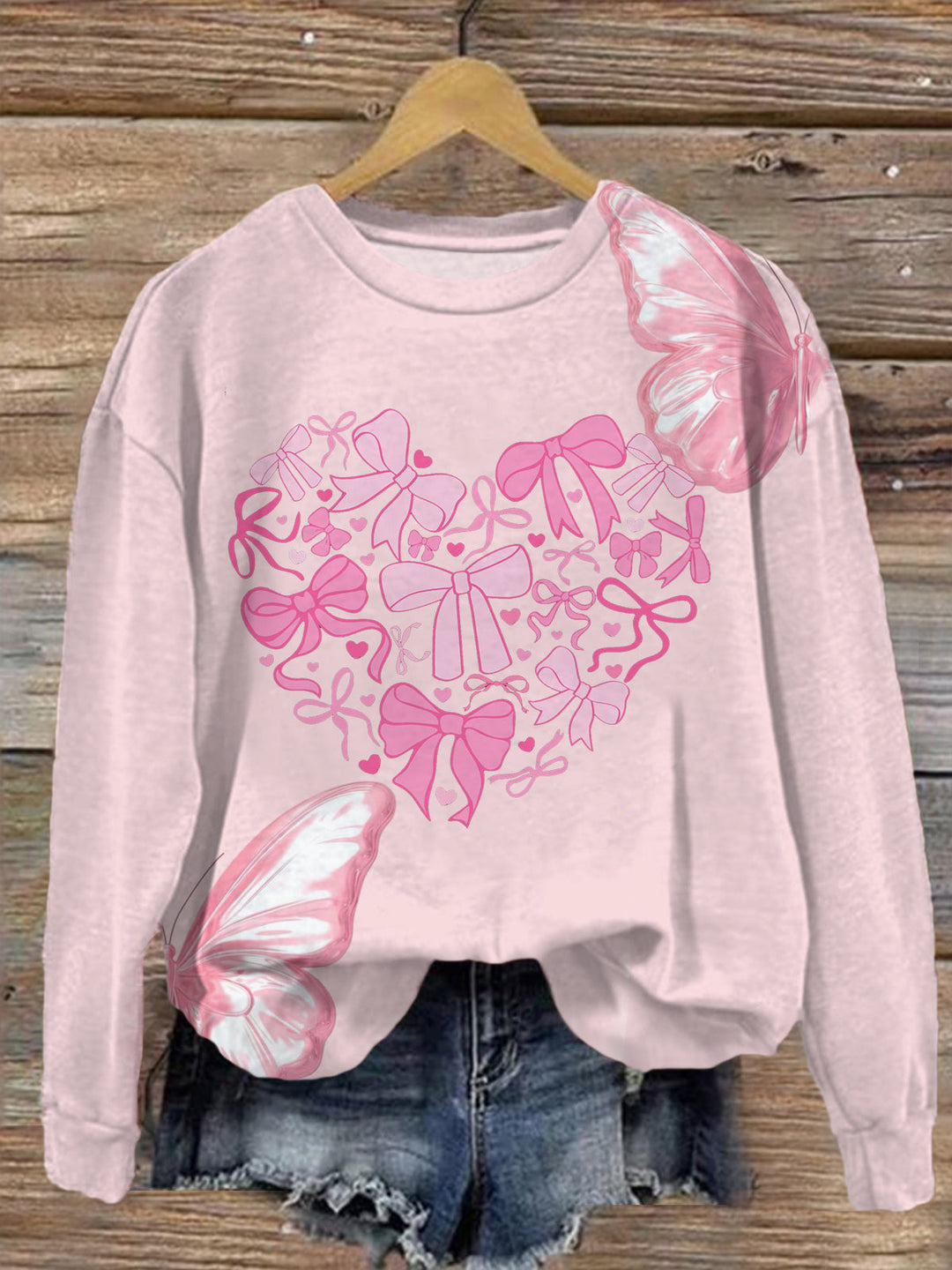 Pink Bufferfly Coquette – Lässiges Langarm-Oberteil mit Valentinstags-Herz-Aufdruck