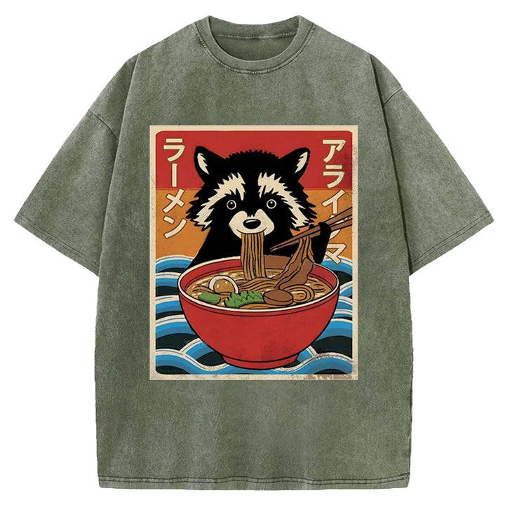 Raccoon eating Ramen Washed Crew Neck T-Shirt