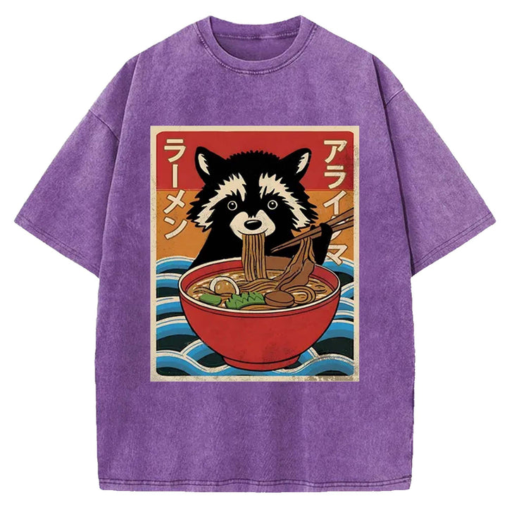 Raccoon eating Ramen Washed Crew Neck T-Shirt