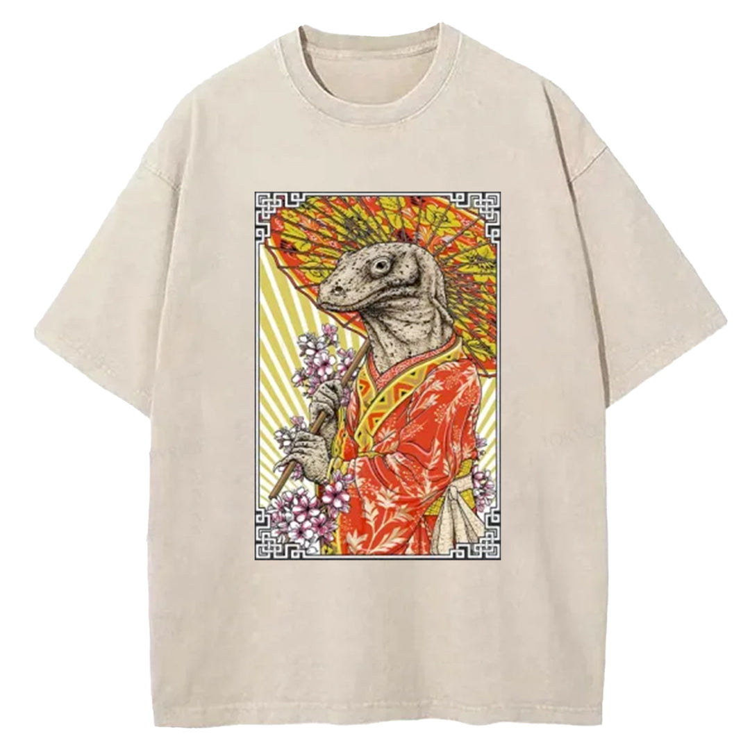 Elegant Lizard Holding An Umbrella Washed Crew Neck T-Shirt