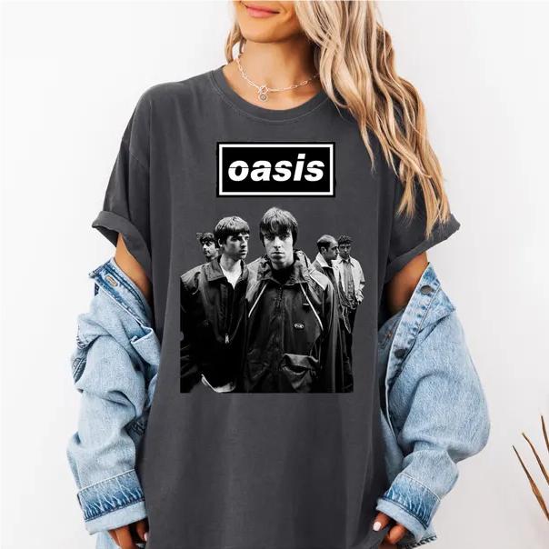 90s Oasis Band Music Fan Gift Crew Neck T-shirt