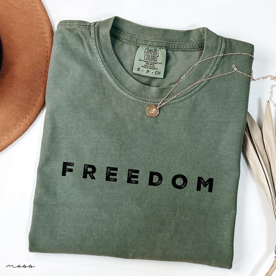 Justice for Charlie Kirk Crew Neck T-shirt