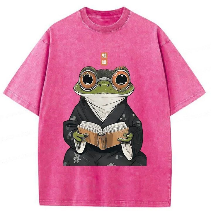 Frog Reading Washed Crew Neck T-Shirt