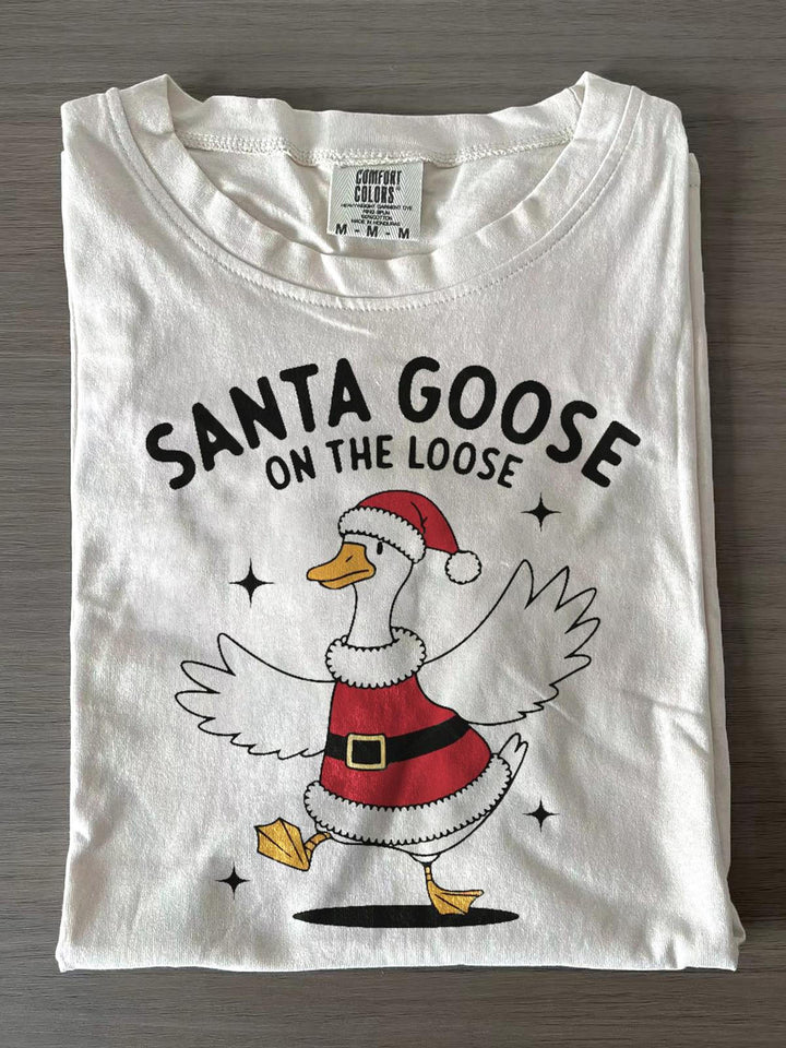 Women's Christmas Goose On The Run Crew Neck T-shirts